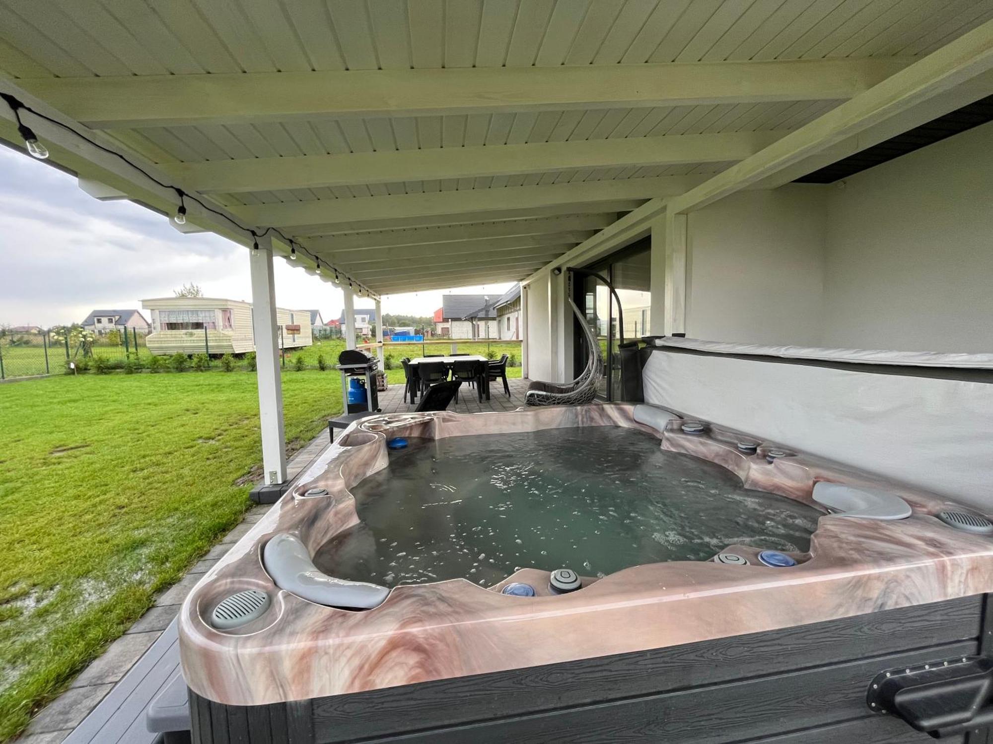 Dom Nad Morzem Z Jacuzzi 10 Osob Morze Przygod Βίλα Mieroszyno Εξωτερικό φωτογραφία